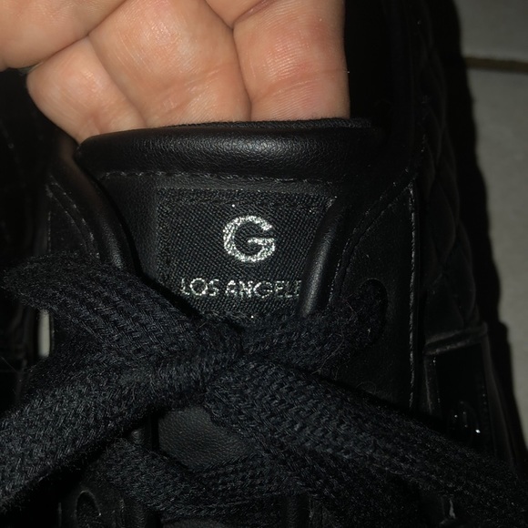 SNEAKERS - Picture 10 of 16